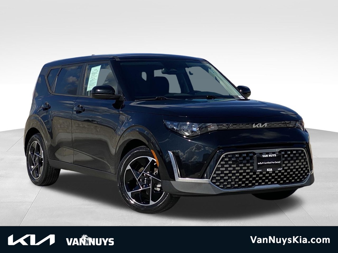 Certified 2023 Kia Soul EX FWD image 1