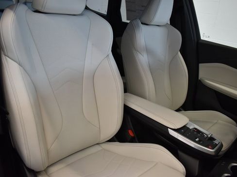 New 2026 BMW X1 xDrive28i w/ Technology Package image 6