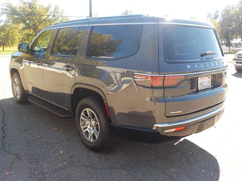 Used 2022 Jeep Wagoneer Series I w/ Convenience Group I image 6