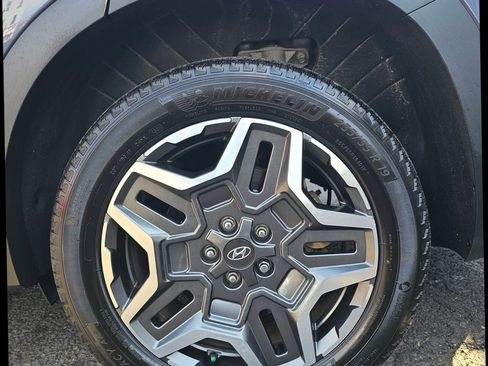 Used 2022 Hyundai Santa Fe Limited image 40