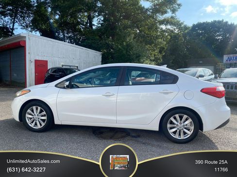 Used 2014 Kia Forte LX w/ Popular Package FWD image 3