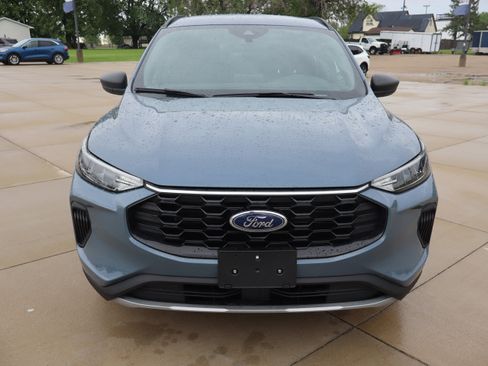 Used 2025 Ford Escape ST-Line w/ Equipment Group 301A FWD image 3