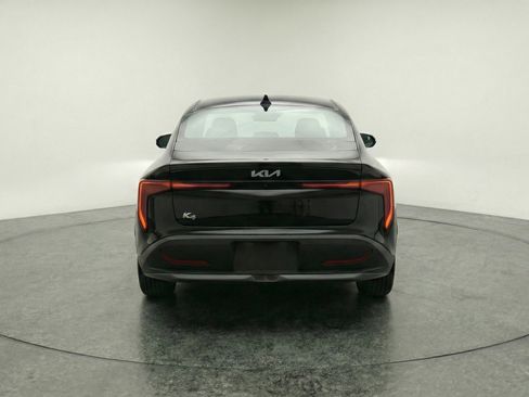 Used 2025 Kia K4 LXS image 7