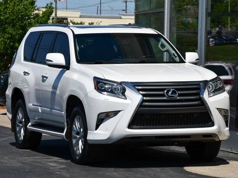 Used 2018 Lexus GX 460 Premium w/ Premium Package AWD/4WD image 6