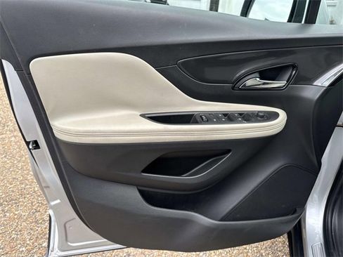 Used 2018 Buick Encore Preferred image 24