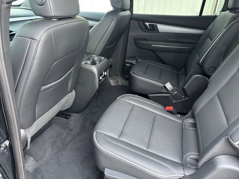 Used 2025 Buick Enclave Preferred image 29