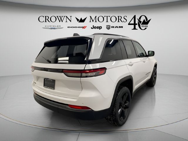 Used 2026 Jeep Grand Cherokee Limited w/ Limited Altitude Package AWD/4WD image 6