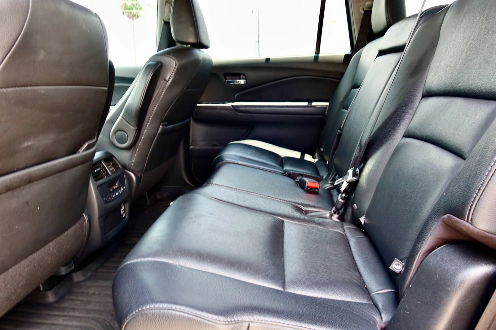 Used 2022 Honda Pilot Special Edition image 14