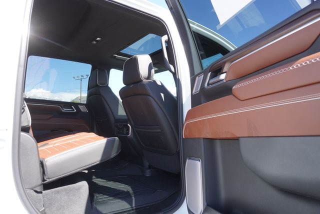Used 2026 GMC Sierra 3500 Denali Ultimate AWD/4WD image 28