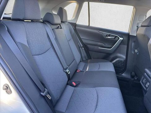 Used 2025 Toyota RAV4 XLE image 22