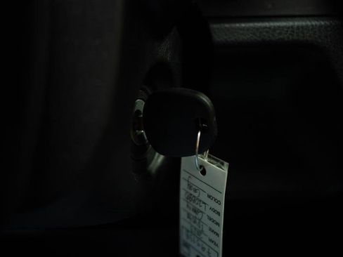 Used 2023 Toyota Camry SE w/ Protection Package (Q2) (TMS) image 24