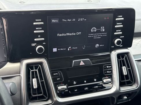 Used 2021 Kia Sorento S w/ Panoramic Sunroof Package AWD/4WD image 20