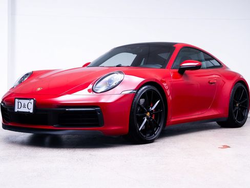 Used 2022 Porsche 911 Carrera 4S AWD/4WD image 3