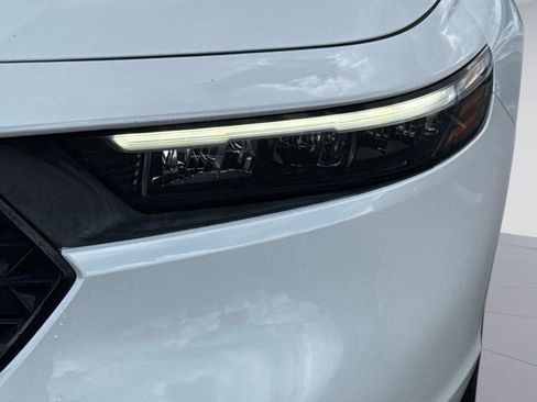 Used 2024 Honda Accord EX image 10