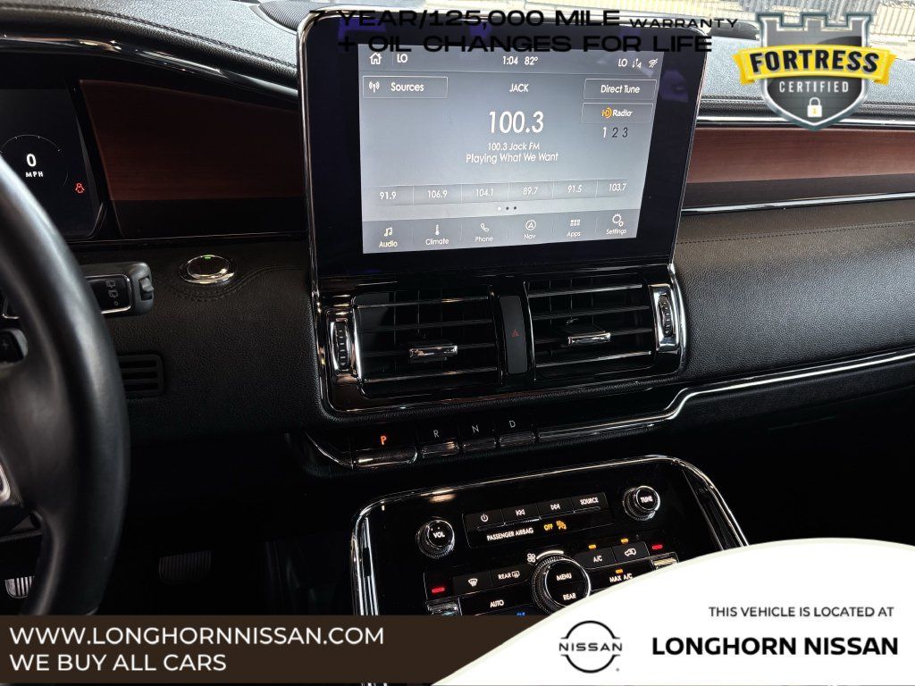 Used 2020 Lincoln Navigator 4WD image 15