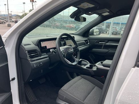Used 2026 GMC Terrain Elevation AWD/4WD image 9