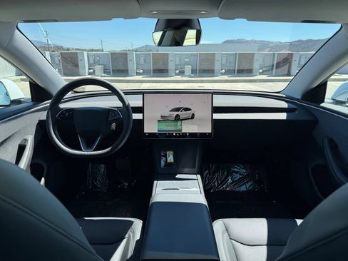 Used 2024 Tesla Model 3 Standard Range RWD image 11