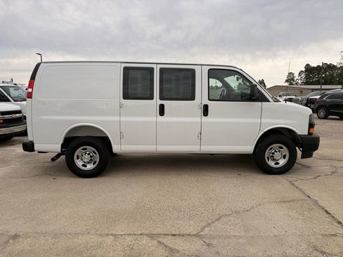 New 2025 Chevrolet Express 2500 w/ Driver Convenience Package RWD image 6