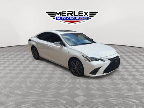 Used 2021 Lexus ES 350 F Sport w/ Accessory Package FWD image 2