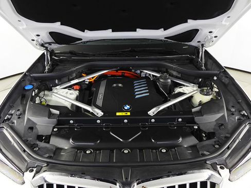 Certified 2023 BMW X5 xDrive45e w/ Climate Comfort Package image 6