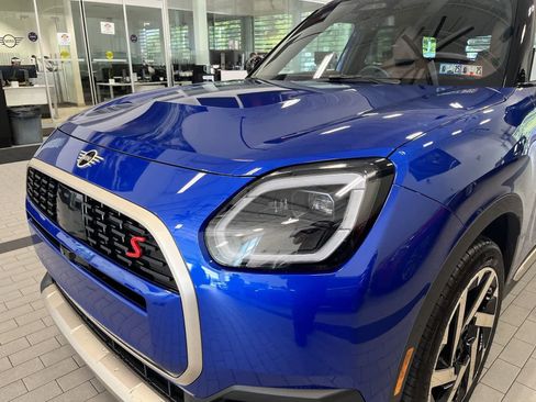 Used 2025 MINI Cooper Countryman S w/ Comfort Package Max image 8