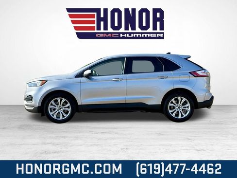 Used 2024 Ford Edge Titanium image 6