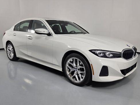 Certified 2025 BMW 330i xDrive Sedan w/ M Sport Package image 7