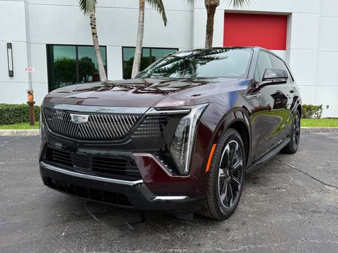 Used 2025 Cadillac Escalade IQ Sport 2 AWD/4WD image 11