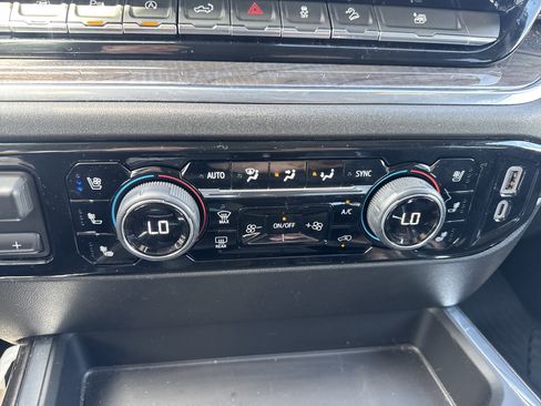 Used 2024 Chevrolet Silverado 1500 LTZ w/ Technology Package image 22