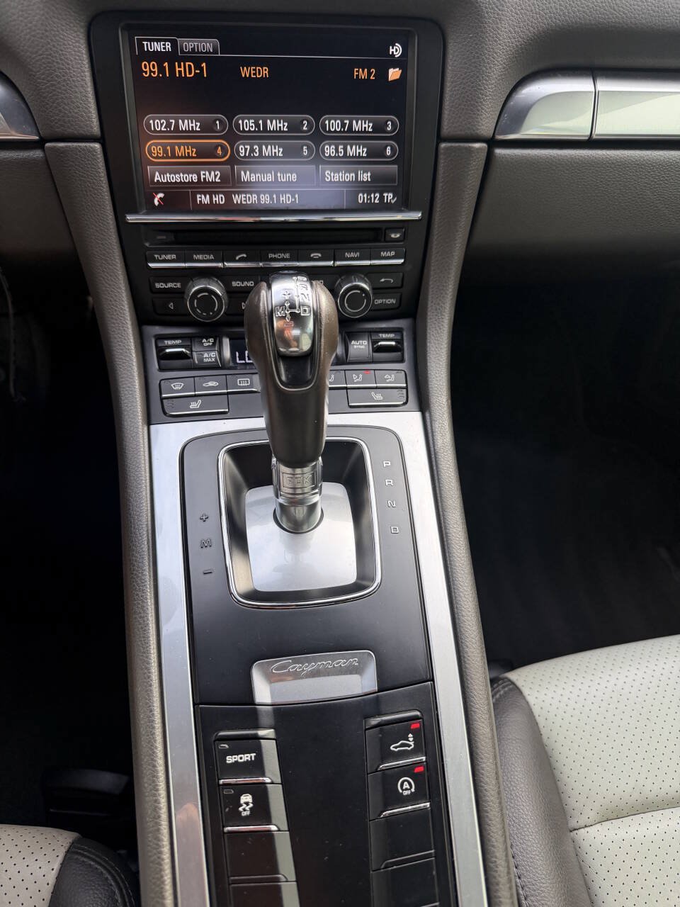Used 2015 Porsche Cayman RWD image 17