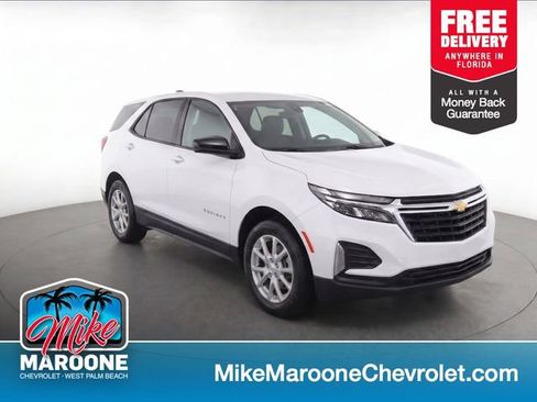 Used 2024 Chevrolet Equinox LS FWD image 1