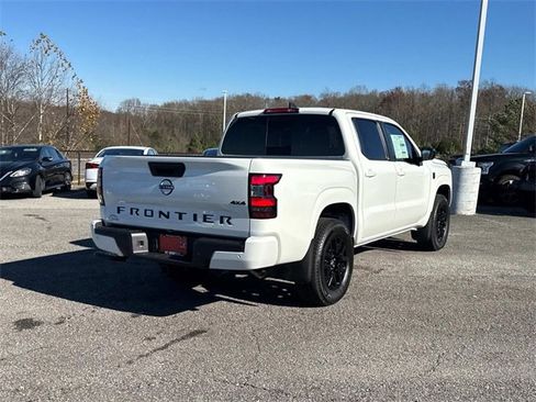 New 2026 Nissan Frontier SV w/ Tow Package image 4