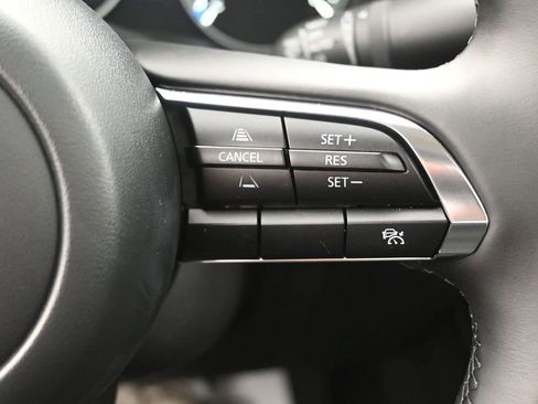Used 2025 MAZDA MAZDA3 s FWD image 18