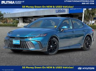 Used 2025 Toyota Camry SE FWD video 1