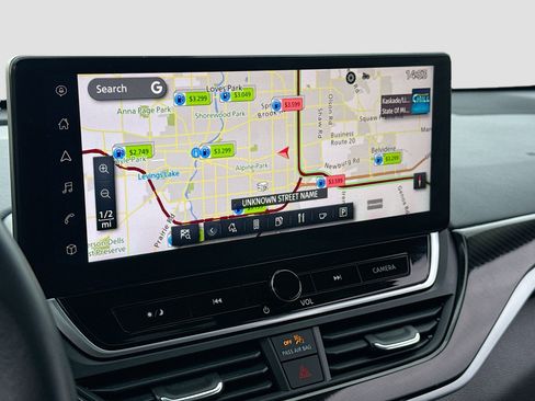 Certified 2023 Nissan Altima 2.5 SR w/ SR Premium Package image 8