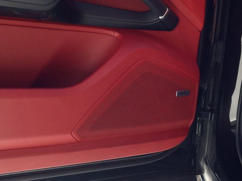 Certified 2023 Porsche Cayenne AWD/4WD image 13