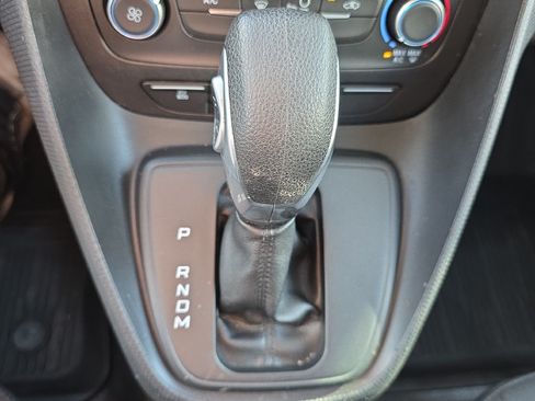 Used 2020 Ford Transit Connect XL FWD image 33