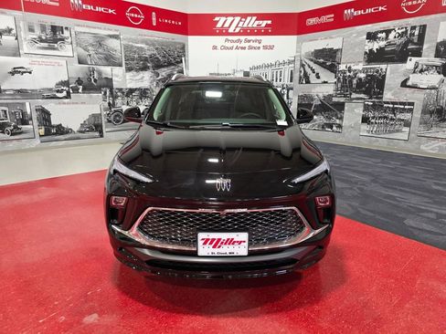 New 2026 Buick Encore GX Avenir w/ Avenir Technology Package AWD/4WD image 9