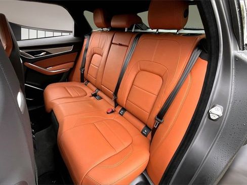 Used 2025 Jaguar F-PACE R-Dynamic S image 21