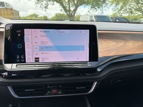 Used 2024 Volkswagen Atlas SE image 12