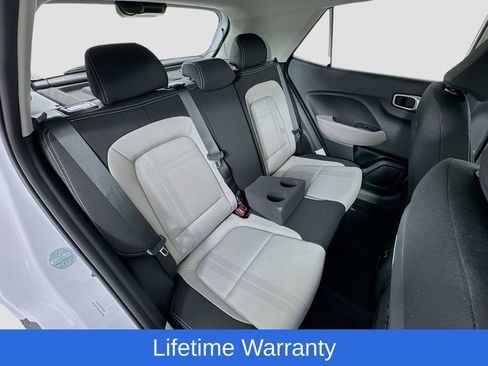 New 2026 Hyundai Venue SEL FWD image 28