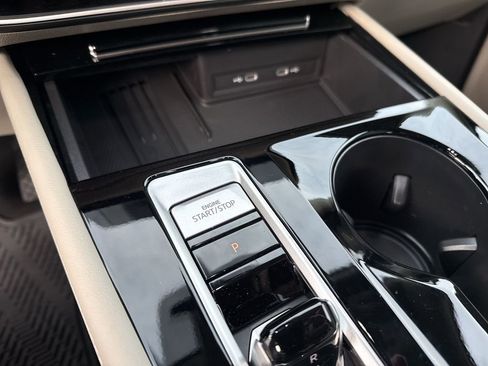 New 2026 Volkswagen Atlas SE image 32