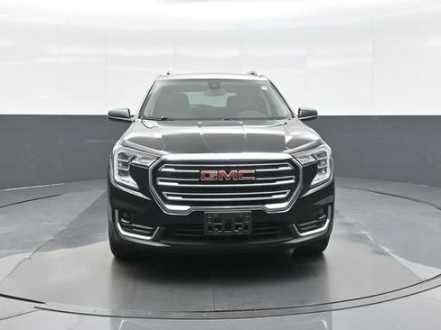 Used 2023 GMC Terrain SLT AWD/4WD image 2