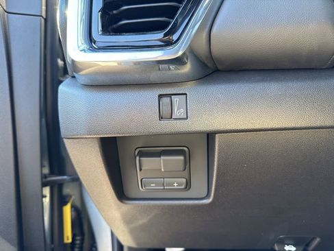 New 2026 GMC Canyon Elevation w/ Convenience Package RWD image 14