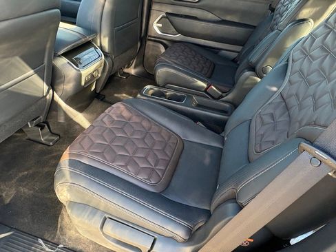 New 2026 Nissan Armada Platinum image 22