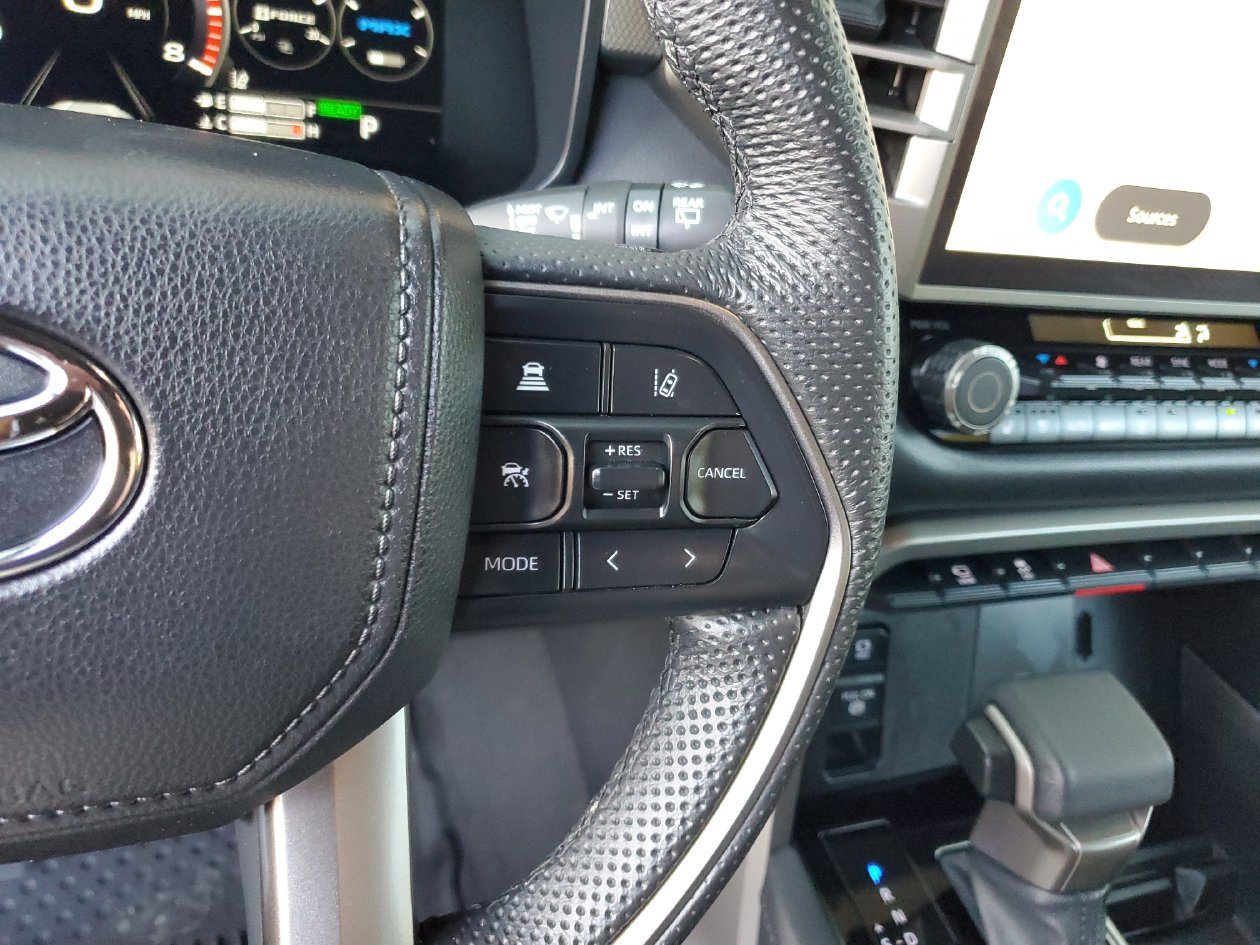 Used 2026 Toyota Sequoia Limited AWD/4WD image 27