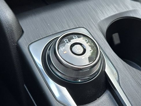 New 2025 Ford Escape ST-Line Select AWD/4WD image 17