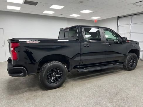 Used 2021 Chevrolet Silverado 1500 LT Trail Boss image 11