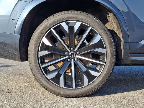 New 2026 Volvo XC90 B6 Ultra w/ Protection Package Premier AWD/4WD image 5