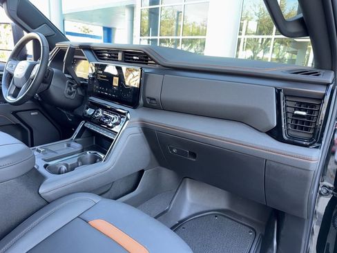 Used 2026 GMC Sierra 3500 AT4 w/ AT4 Premium Plus Package image 57